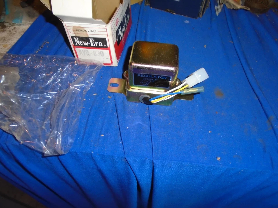 Regulador de tensão New Era #30 515 / AVR-830 -Adequado para Subaru Deluxe /DL /GL b - Imagem 1 de 1