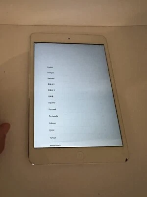 Apple iPad Mini 2 16GB - Wi-Fi - 7.9in Tablet - Silver/White - Image 1 of 4