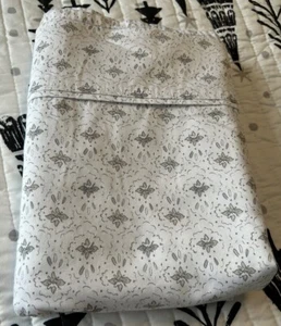 Threshold Twin Flat Sheet Standard Pillowcase Gray White Bedding - Picture 1 of 7