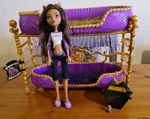 Monster High Clawdeen Wolf Dead Tired Set Incomplete Missing Parts - Picture 1 of 22