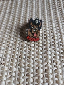 N.P.D.S German Shepard Pin Badge No Back - Picture 1 of 2