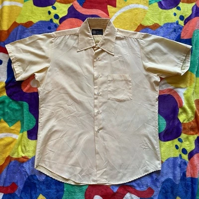 Camisa abotonada vintage años 60 para hombre grande amarilla Fruta del telar Xanadu hecha en EE. UU. Foto 1 de 4