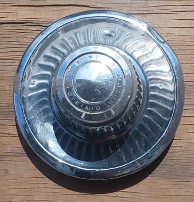 Центральный колпак Chevrolet Camaro Corvette Rally 1968-1982 деталь No 3925805 01 - Изображение 1 из 3