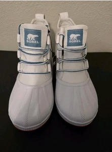 Sorel Womens Out N About III Classic Shoes Boots White Yellow Size 7.5 New - Picture 1 of 2