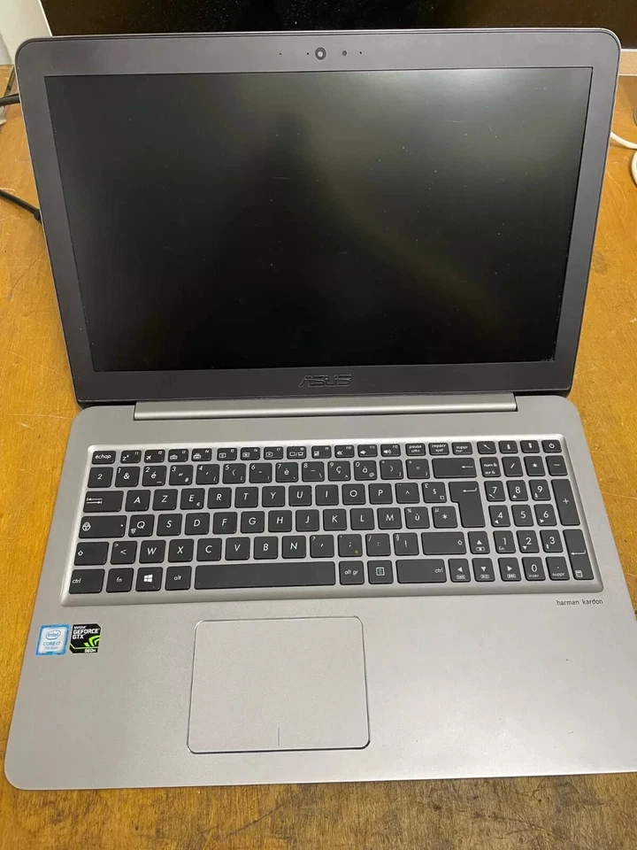 Ordinateur Portable Asus ZenBook UX510UW i7 écran 15.6" Windows 10 - Photo 1/1