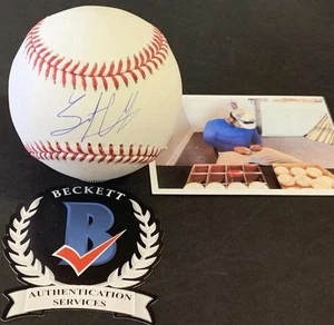 NEW YORK YANKEES TRENT GRISHAM SIGNED AUTO OMLB BASEBALL WITH BECKETT CERT!!!! - Picture 1 of 2