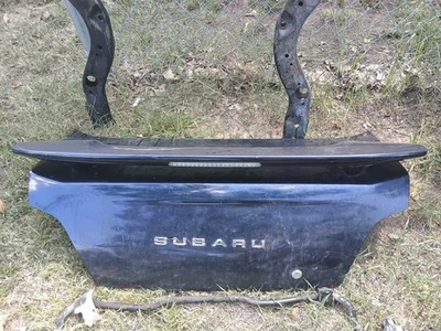 Subaru WRX 2002 tapa maletero usado Foto 1 de 2