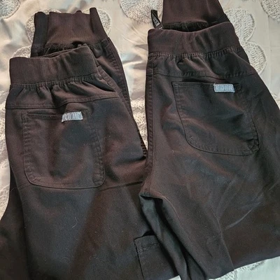2 Pantalones Médicos Med Couture Touch Jogger para Mujer Talla Pequeña, Negros, Usados en Excelente Condición Foto 1 de 4