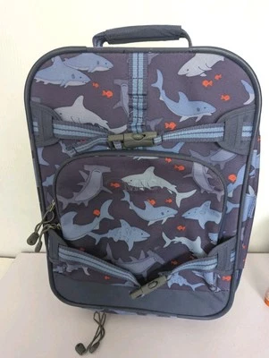 Bagagem de mão Pottery Barn Kids Sharks azul Mackenzie bolsa de viagem escolar - Imagem 1 de 4