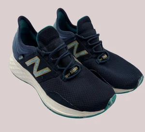 New Balance Fresh Foam Roav V1 blaue Damen-Laufschuhe WROAVQM1 Größe 6,5 - Bild 1 von 8
