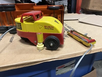 Vintage Nylint Toys Elgin Street Sweeper King #2300 tin Litho 1957 missing AS IS - Image 1 of 4