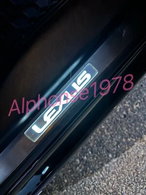 Lexus OEM Factory White Illuminated DoorSills 4pc 2006 2007 2008 2009 2010 IS250 - Imagem 1 de 4