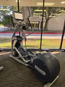 Precor EFX 885 Elliptical Crosstrainer P82 Console -Used Commercial Quality - Picture 1 of 3