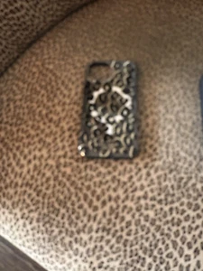Kate Spade New York Cheetah Print iPhone 13/14 Case - Photo 1 sur 3