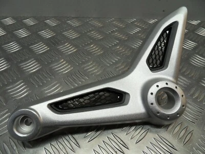 Soporte subchasis asiento lateral derecho BMW R Nine T Scrambler 2017 a 2020 Foto 1 de 4