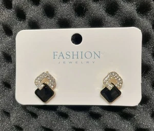 Gold Colored Intertwined Double Square Earrings - Bild 1 von 2