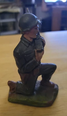 De colección Segunda Guerra Mundial J.H. Soldado Miller 1950 con radio tiza Foto 1 de 4