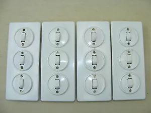 Interruptor de luz antiguo de 3 interruptores UP combinación blanco culto retro - Imagen 1 de 1