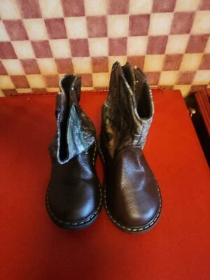 Botas camufladas garanimals niño unisex talla 6 marrón  Foto 1 de 4