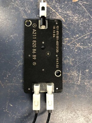 Amplificador amplificador divisor antena trasero mercedes e320 e500 2003-2006 a2118208689 Foto 1 de 4