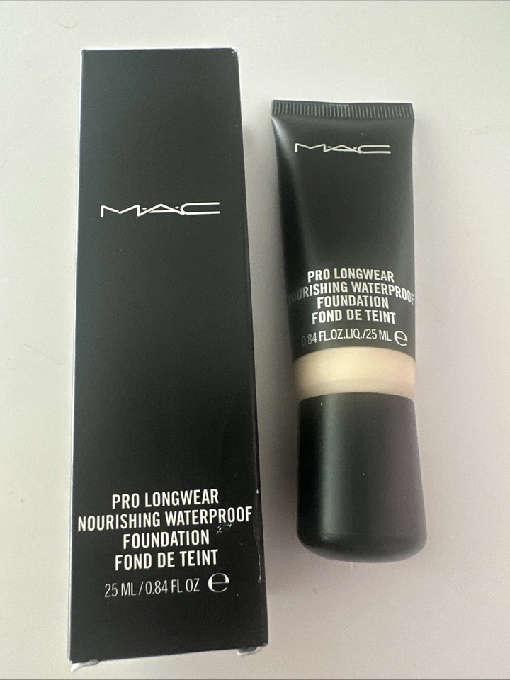 Base impermeable Mac Pro Longwear NW13 0,84 oz nueva en caja maquillaje Foto 1 de 1