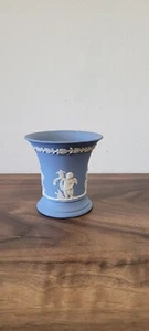 Vintage Wedgwood England Pale Blue Jasperware cherub - Picture 1 of 9