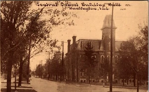 Edificio Central School Construido 1872 Huntington Indiana De Colección RPPC - Imagen 1 de 2