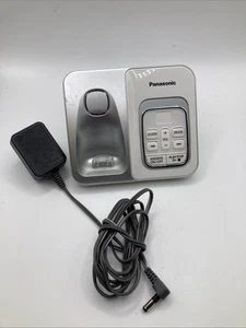 Panasonic KX-TGD530 W weiß/silber Anrufbeantworter Mobilteil Laden Hauptstation - Bild 1 von 4