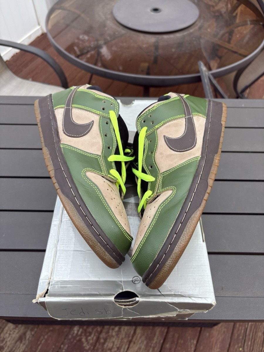 Nike Dunk Pro SB Low Jedi for Sale | Authenticity Guaranteed Nike Dunk Pro SB Low Jedi for Sale | Authenticity Guaranteed