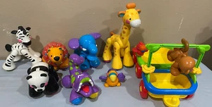Amazing Animals Fisher-Price 8 Animals 1 Train Section Lion Panda (ToteBBB) - Picture 1 of 22