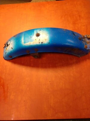Kawasaki F7 1972 guardabarros trasero Kawasaki f7 175 guardabarros trasero Foto 1 de 4