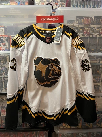 AUTHENTIC Brad Marchand Boston Bruins adidas NHL Reverse Retro 2.0 Pooh Bear 42 Cover