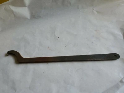 Llave inglesa de mango largo sin marcas de fabricantes Foto 1 de 4