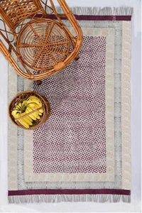 Hand Woven Indian Dhurrie Rug, Flat Weave Indian Cotton Rug, Boho Rug 6x9 Feet - Picture 1 of 5