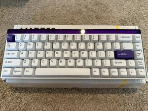 MelGeek MADE68 Pro White and Purple Hall Effect Magnetic Switch Gaming Keyboard - Photo 1/6