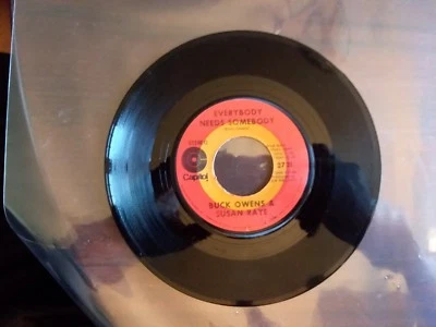 1969 EXC RARE buck OWENS We're Gonna Get Together  2731 EVERYBODY NEEDS 45 - Image 1 of 2