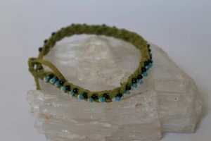 Leder geflochten Boho Armband grün blau weiß schwarz Perlen passt 6,5 Zoll Handgelenk - Bild 1 von 3