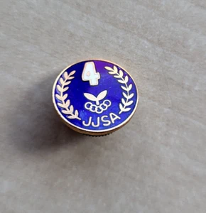 Japan Junior Sport Clubs Association JJSA Olympic Committee NOC Games pin badge - Picture 1 of 3