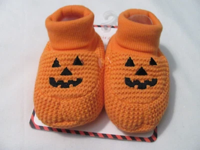 NEW STEPPING STONES 3 - 6 MO. BABY KNITTED PUMPKIN BOOTIES - Image 1 of 4