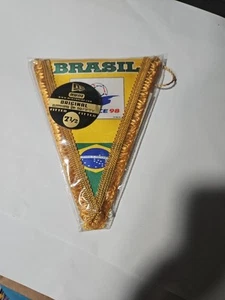 1998 World Cup Brazil Pennant - Picture 1 of 5