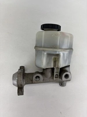 2005-2007 Ford Freestyle 3.0L Brake Master Cylinder - Image 1 of 4