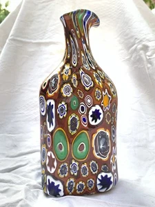 Flaschenvase aus opakbraunem Glas mit Murrinen, Manifattura di Murano Millefiori - Picture 1 of 9