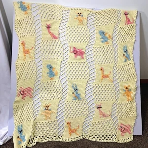 Vintage Handarbeit Granny Square gehäkelt gelb Babydecke Hase Katze 42x48 - Bild 1 von 8