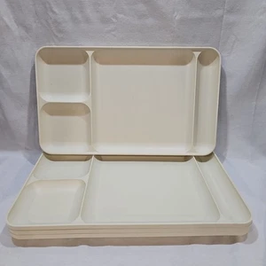 Lot of 4 Vtg Tupperware Cafeteria Divided Trays TV Camping RV 1535 Almond - Picture 1 of 12