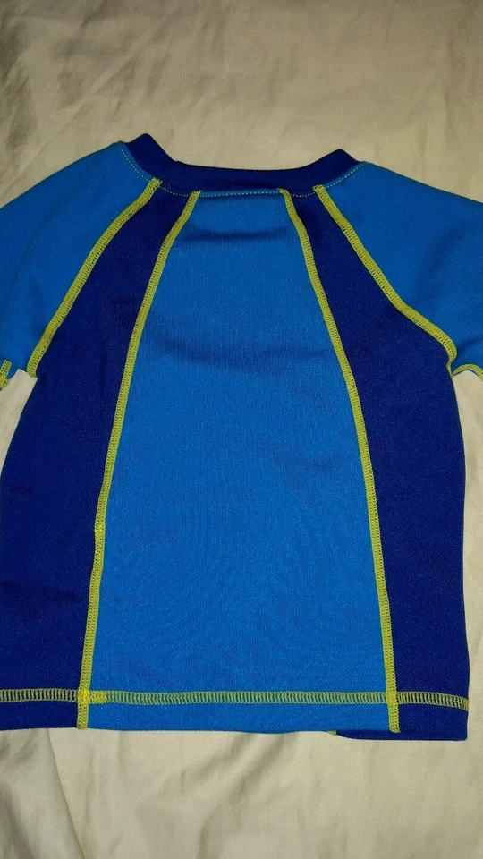 Fantastic REI 幼儿男孩尺寸 12个月蓝色聚酯纤维上衣。 很棒的产品 — 第 1/4 张图片