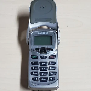 Téléphone portable à clapet vintage Samsung SCH-3500 écran LCD numérique * non testé * - Photo 1 sur 9