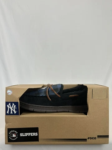 GENUINE MERCHANDISE- WOMENS YANKEE SLIPPERS  | Size 9-10 Cover