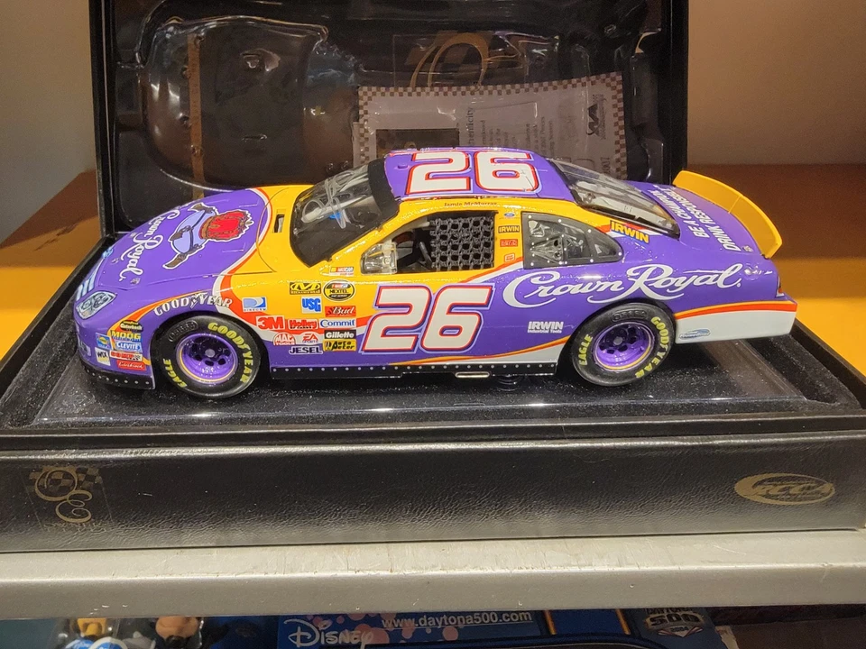 2007 年亲笔签名 Jamie McMurray #26 Crown Royal 1:24 精英融合 #53/2007 — 第 1/4 张图片