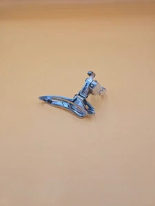 Umwerfer Campagnolo Veloce 10 Fach triple Schelle 32 mm front derailleur 3x10 - Picture 1 of 7