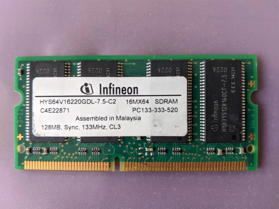 128MB PC-133 Infineon HYS64V16220GDL-7.5-C2 Laptop Memory Stick PC133 3.3V SDRAM - Image 1 of 2